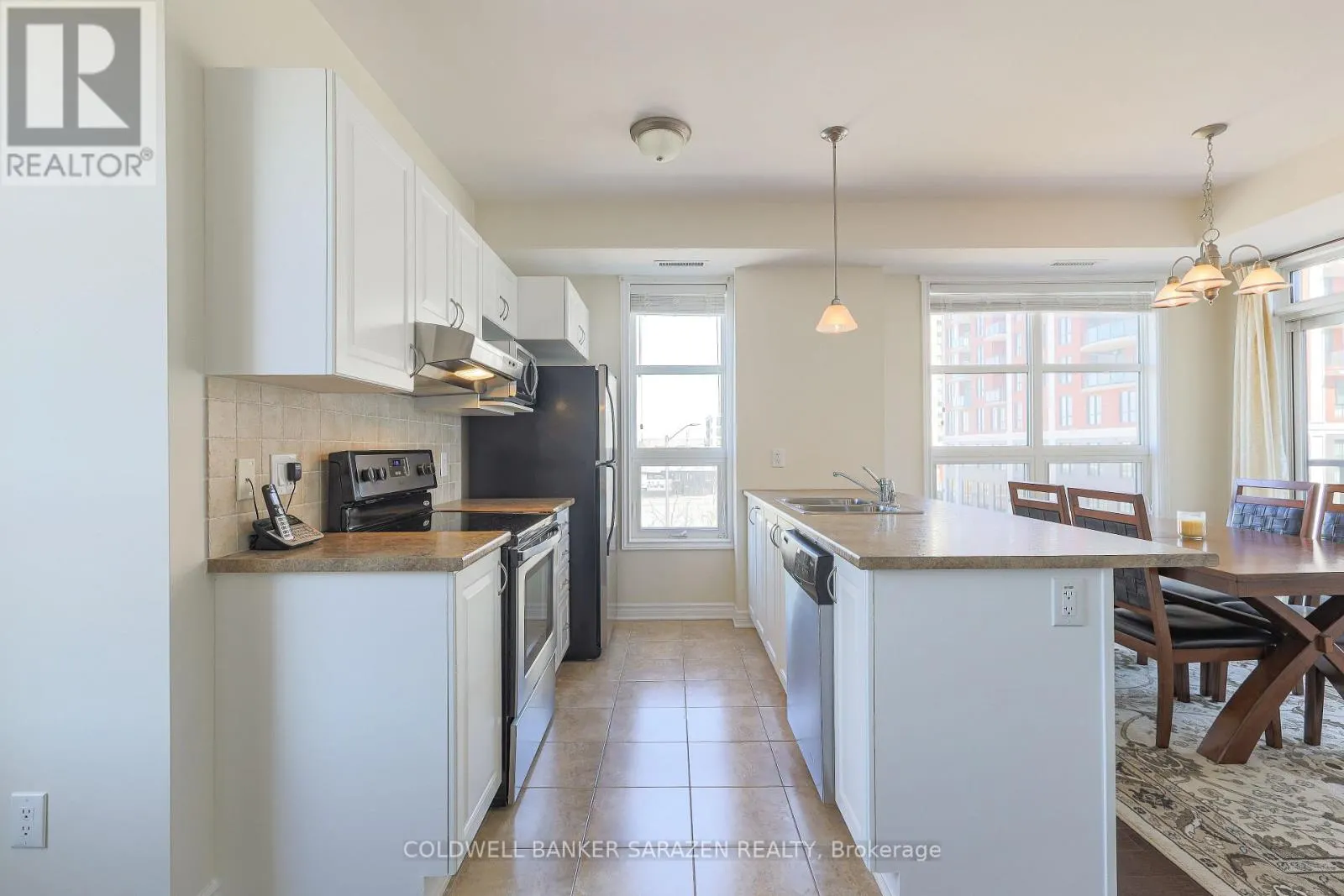 304 - 659 SUE HOLLOWAY DRIVE