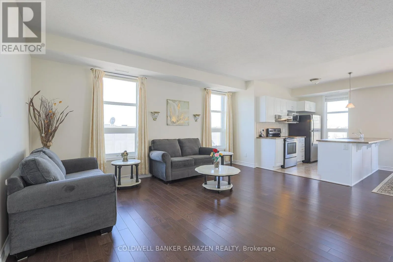 304 - 659 SUE HOLLOWAY DRIVE