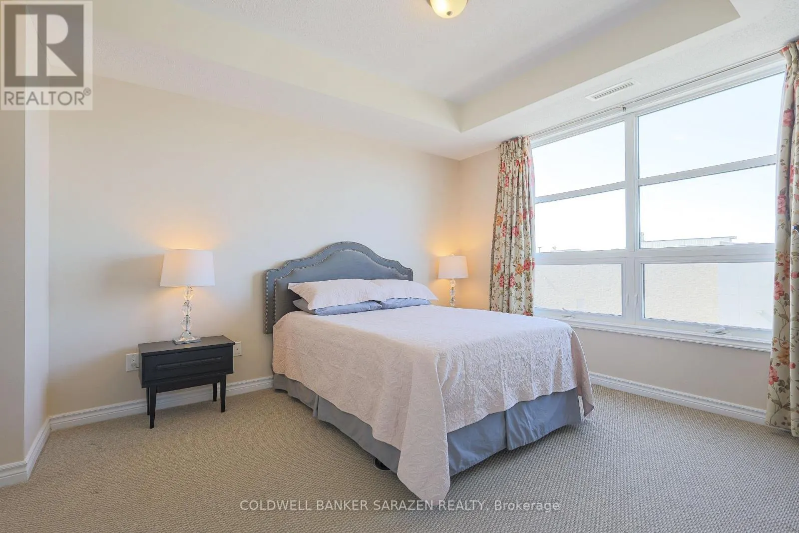 304 - 659 SUE HOLLOWAY DRIVE