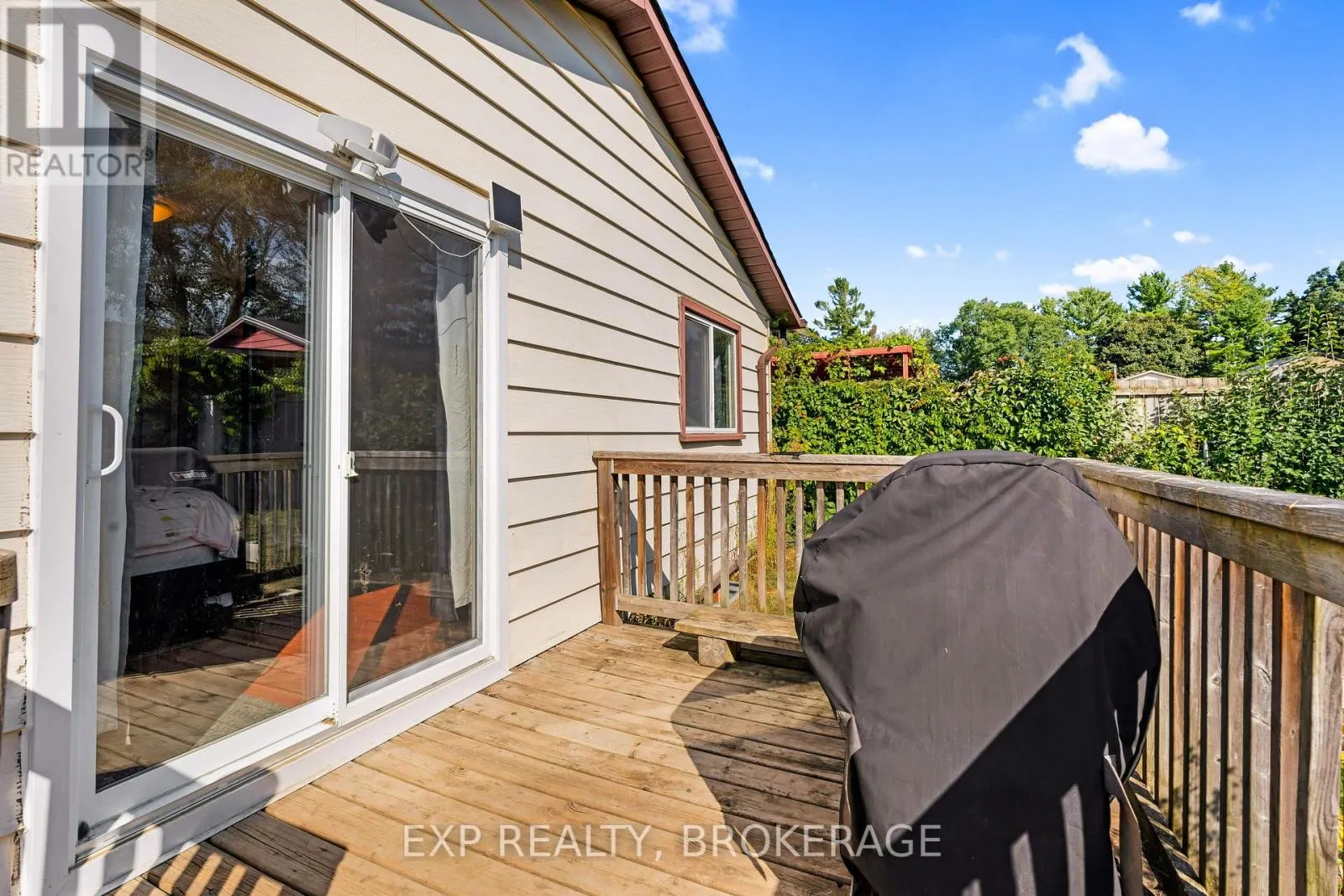 1120 BASSWOOD PLACE