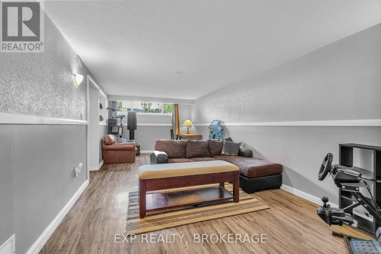 1120 BASSWOOD PLACE