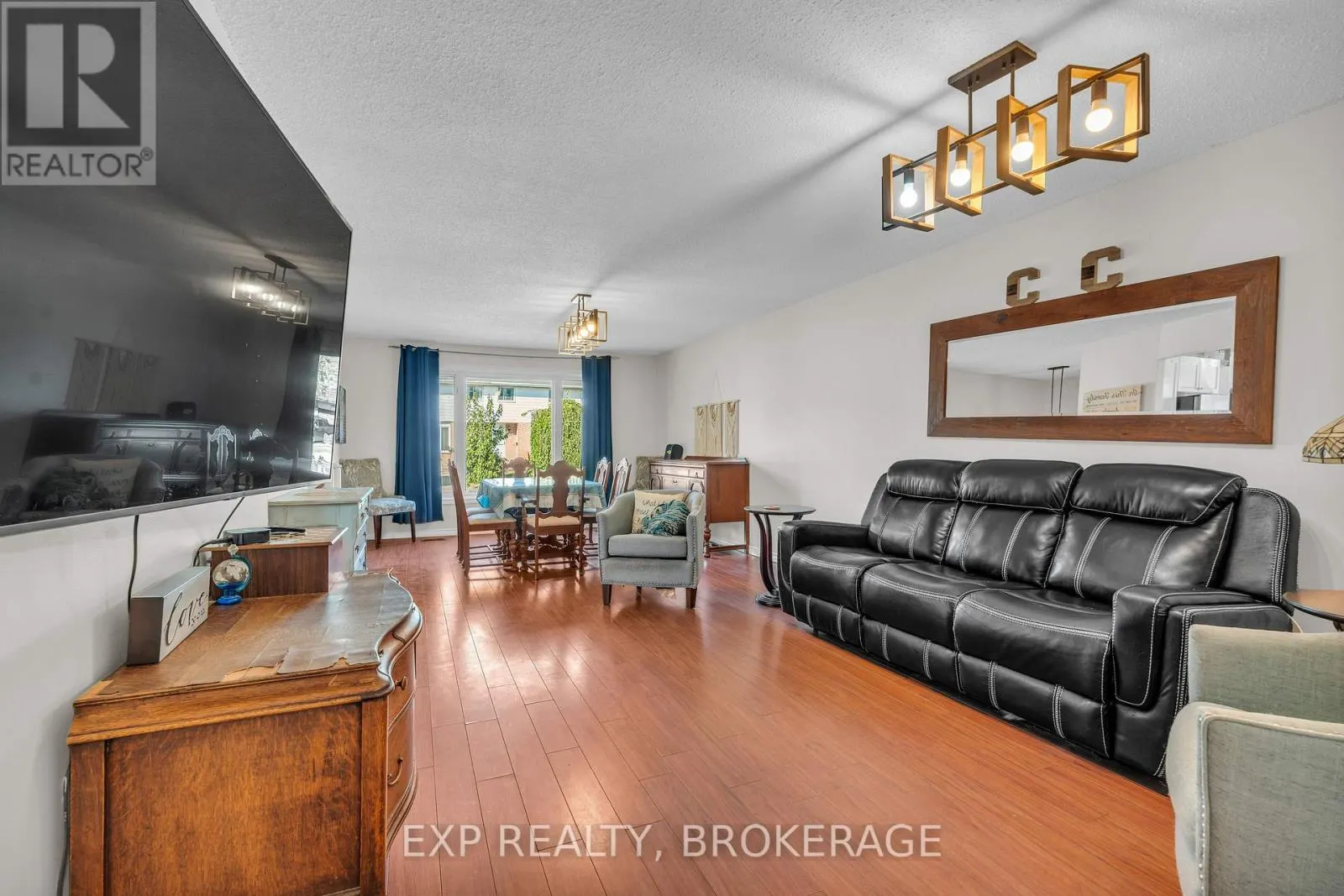 1120 BASSWOOD PLACE