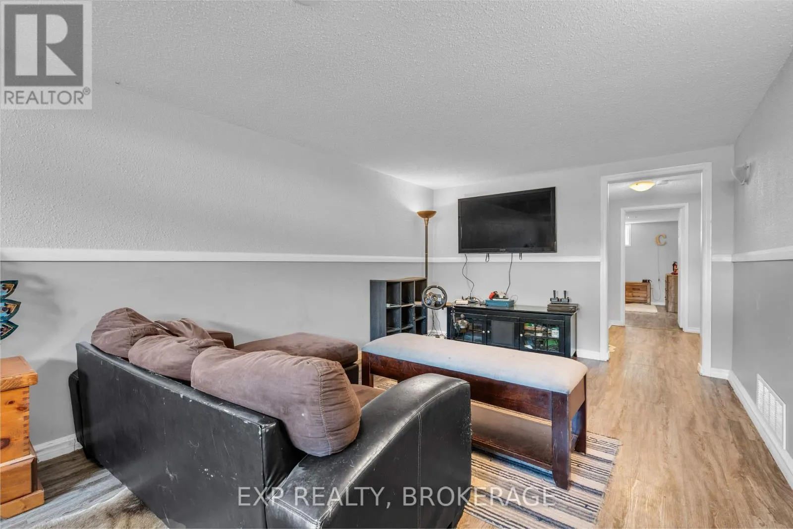 1120 BASSWOOD PLACE