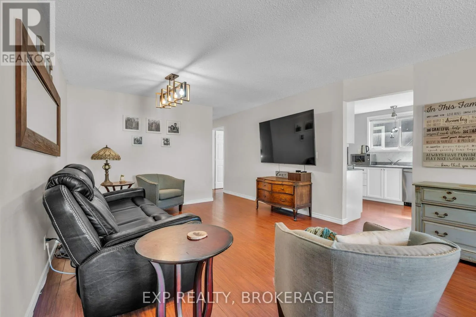 1120 BASSWOOD PLACE