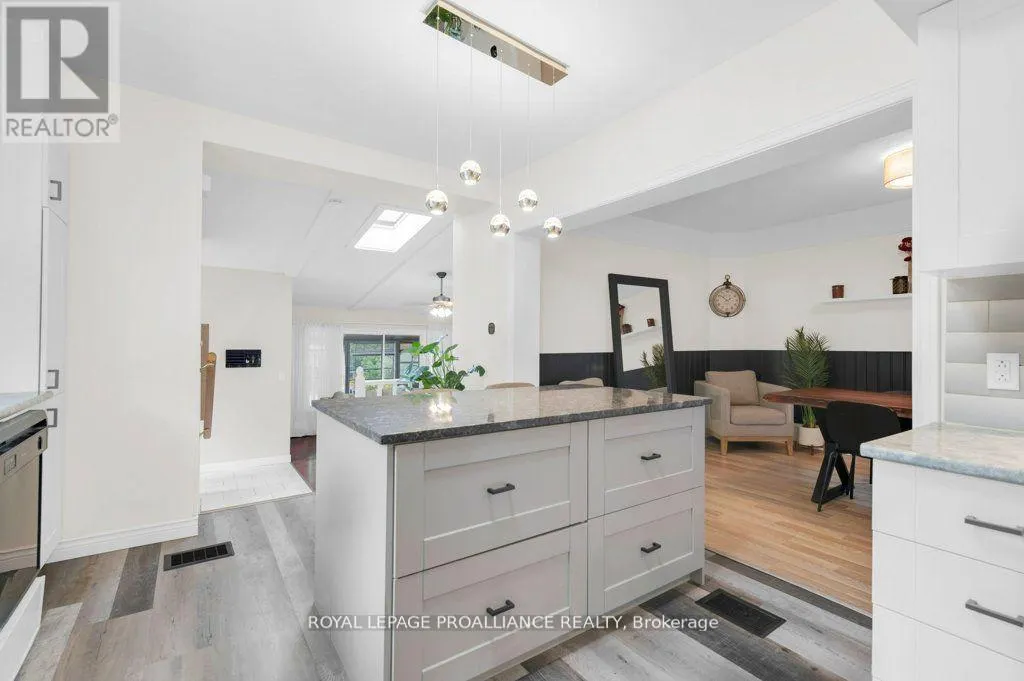 306 BLEECKER AVENUE