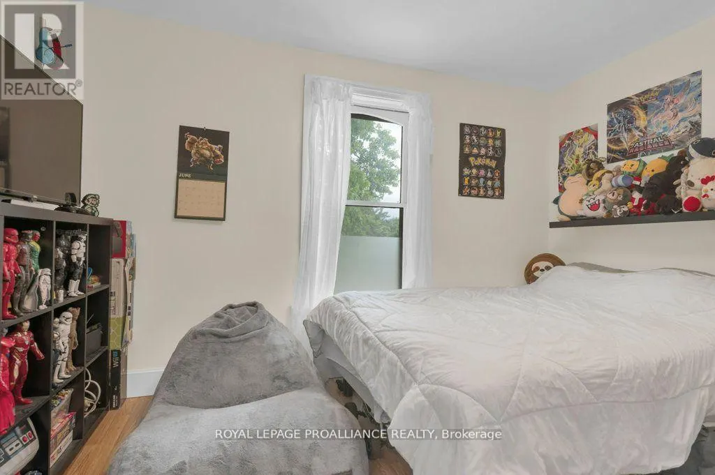 306 BLEECKER AVENUE