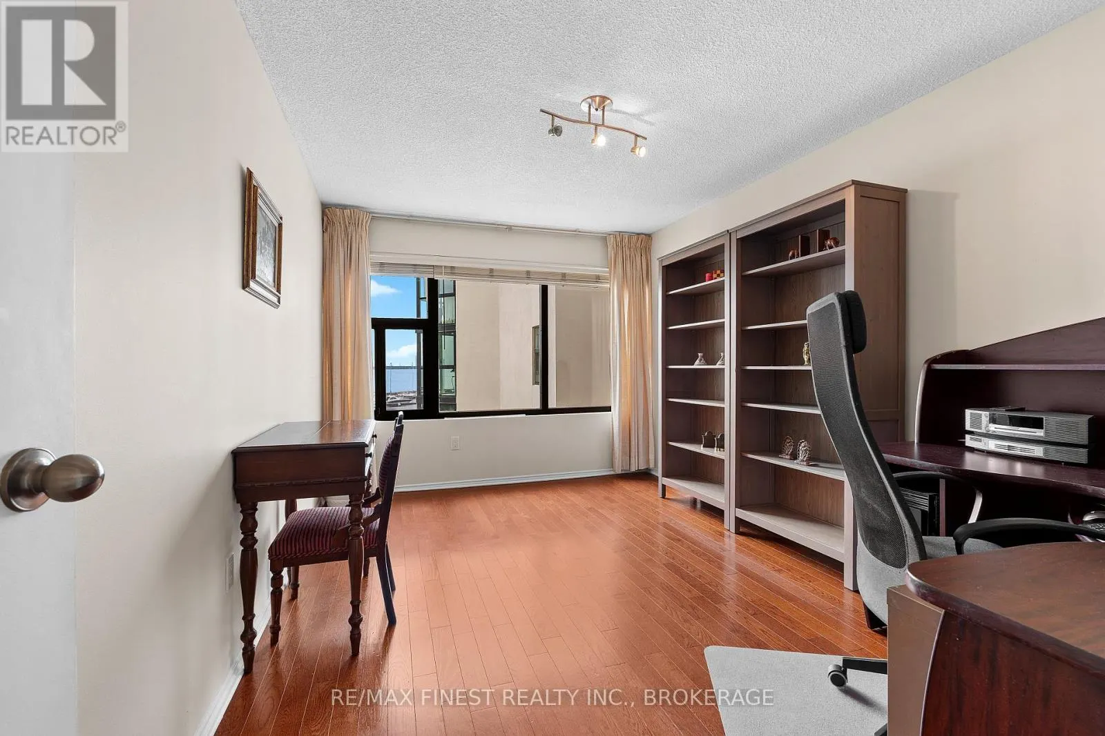 306 - 185 ONTARIO STREET, #306