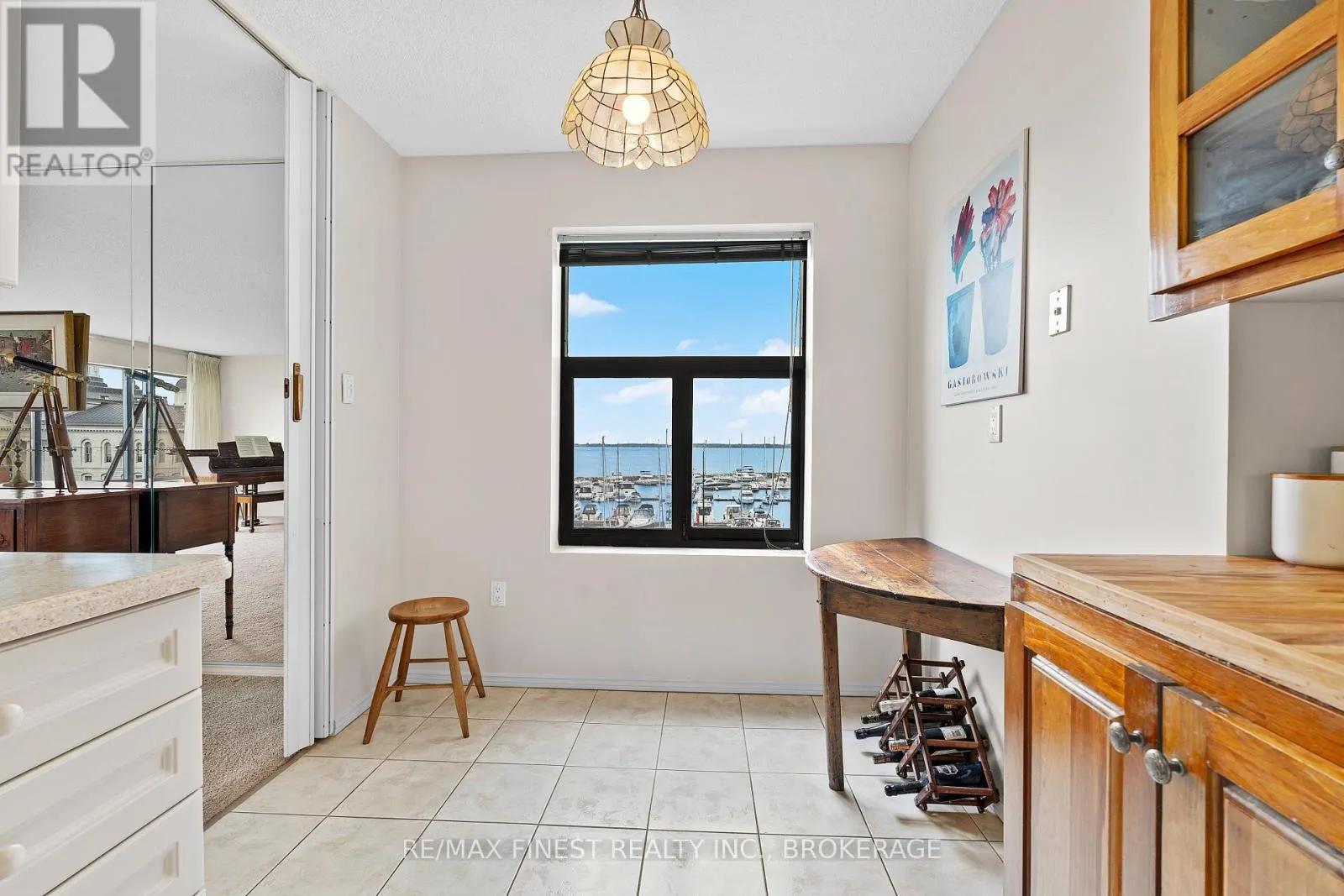 306 - 185 ONTARIO STREET, #306