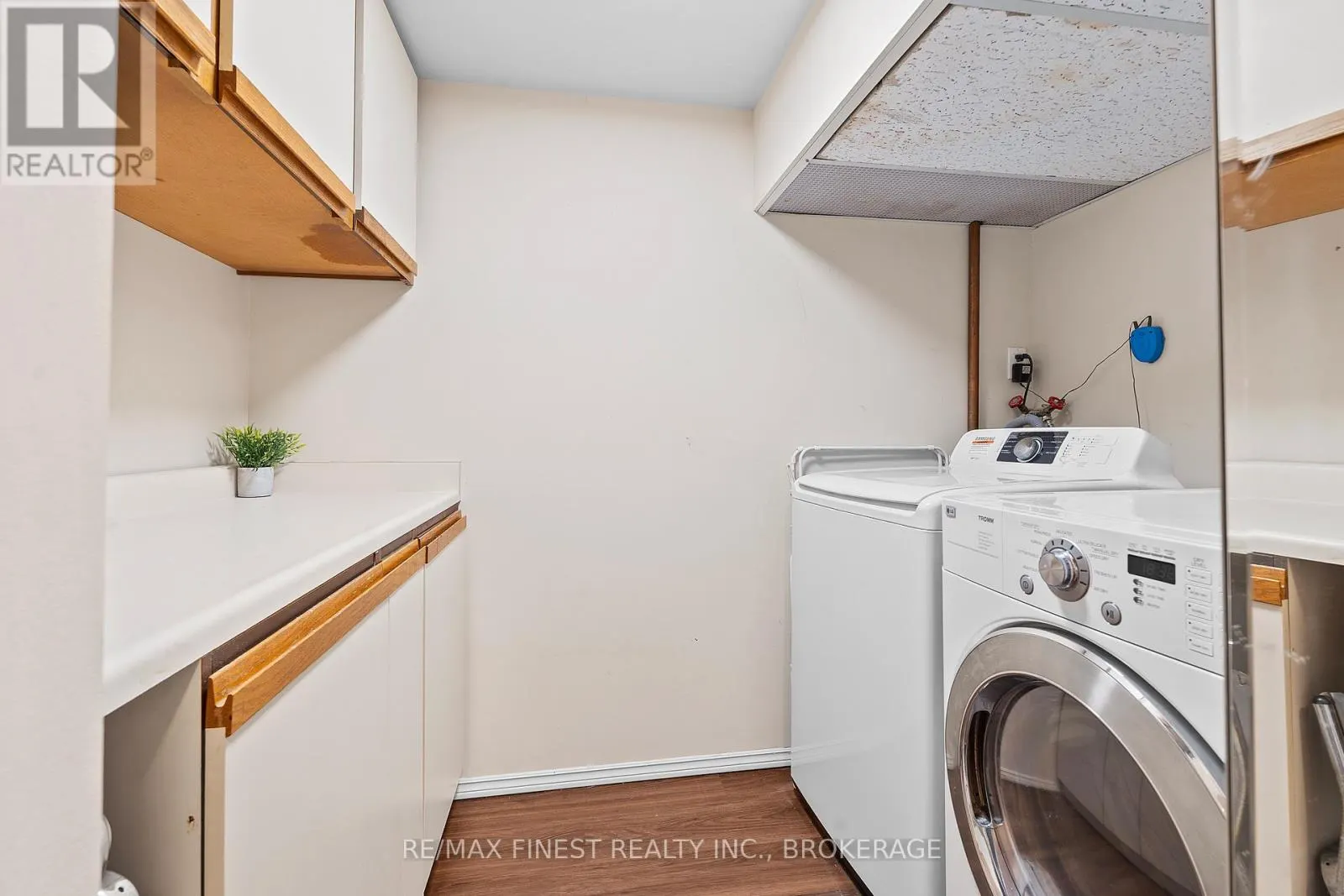 306 - 185 ONTARIO STREET, #306