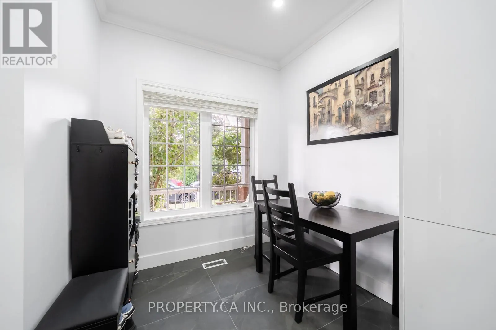 33 PANORAMA WAY