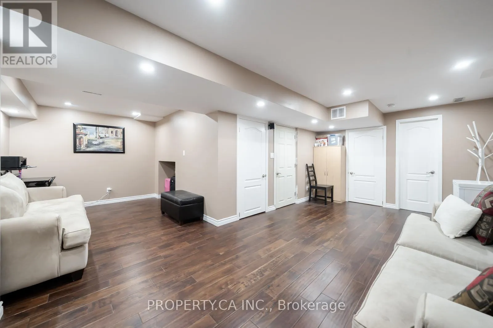 33 PANORAMA WAY