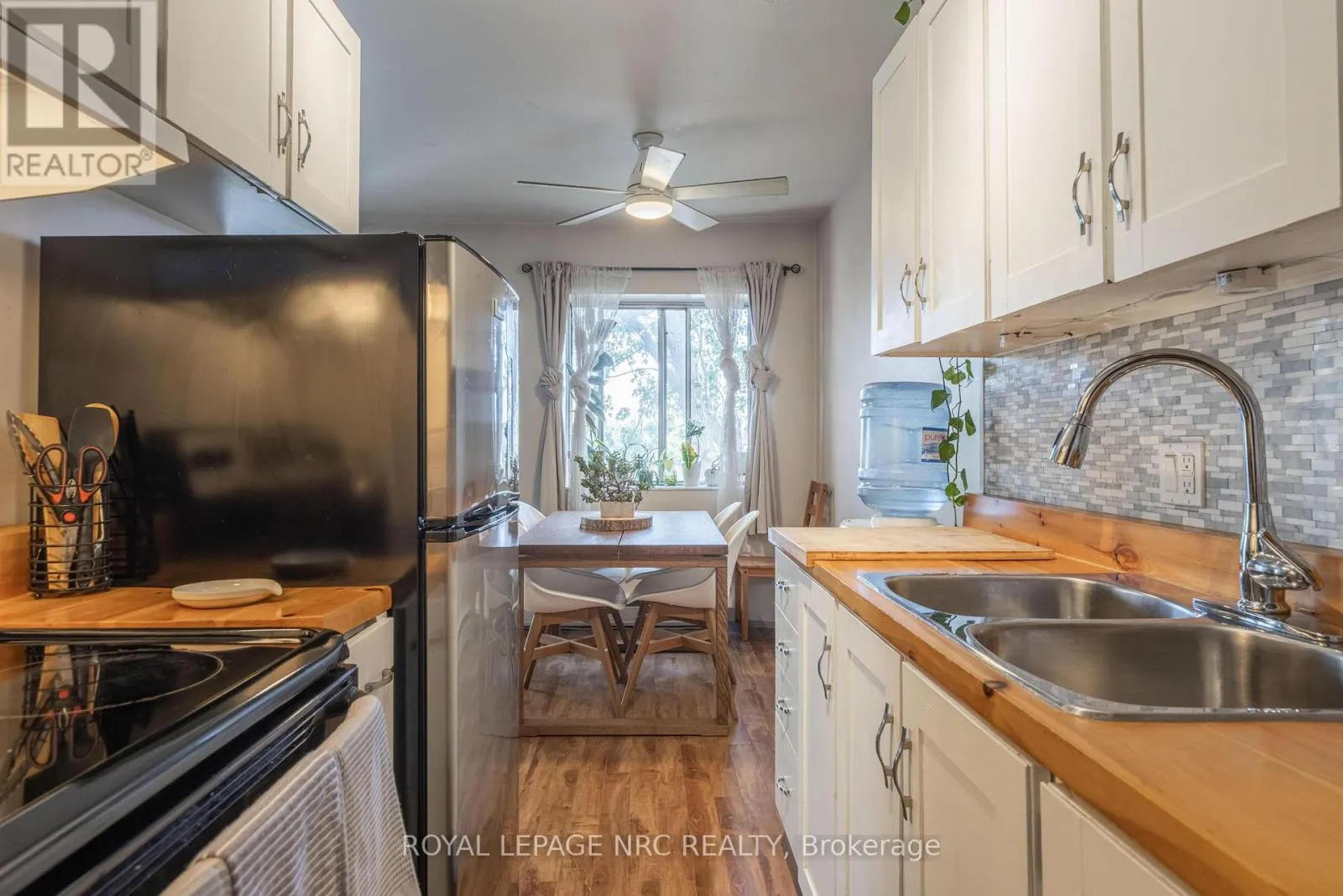 34 - 456 CARLTON STREET, #34