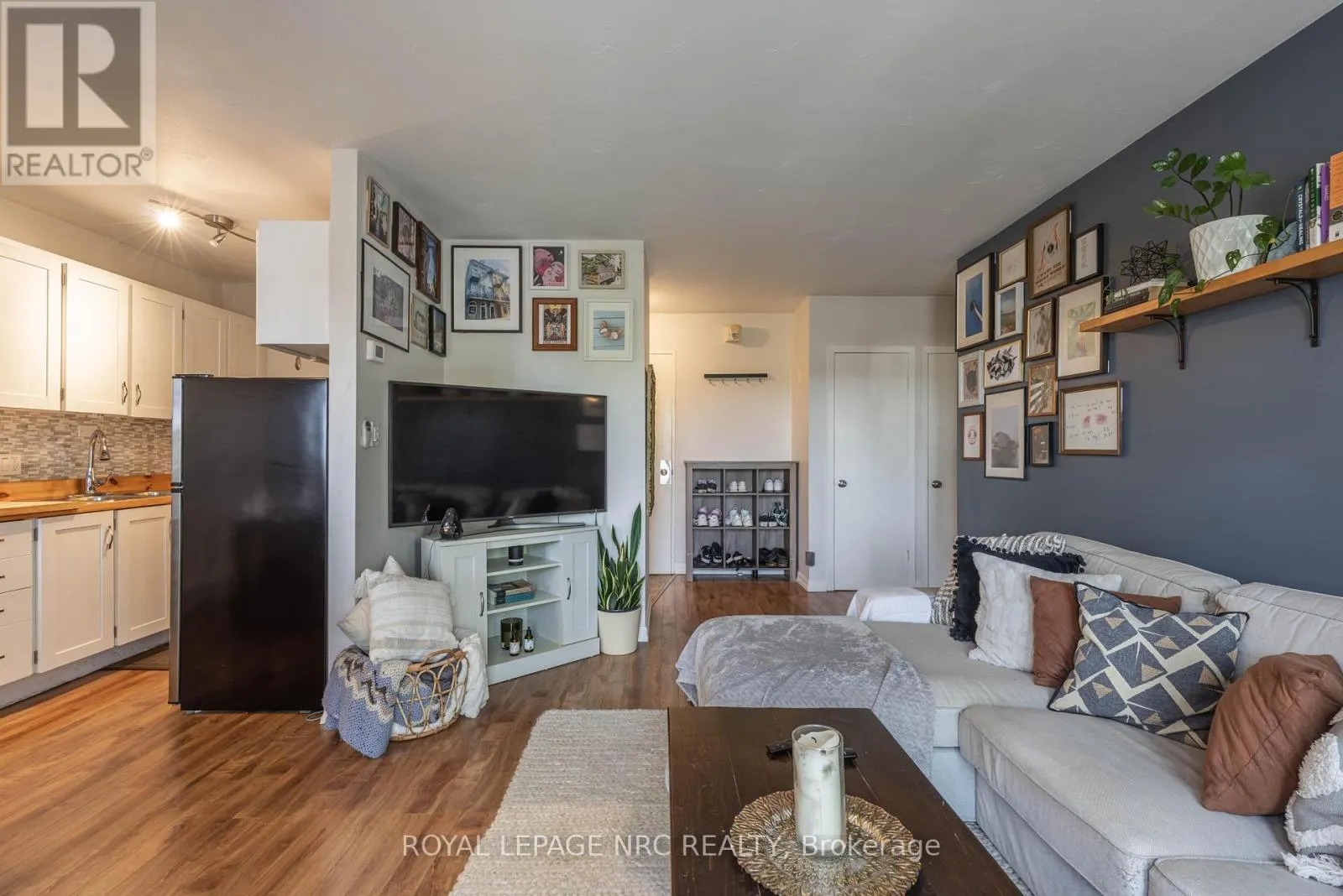 34 - 456 CARLTON STREET, #34