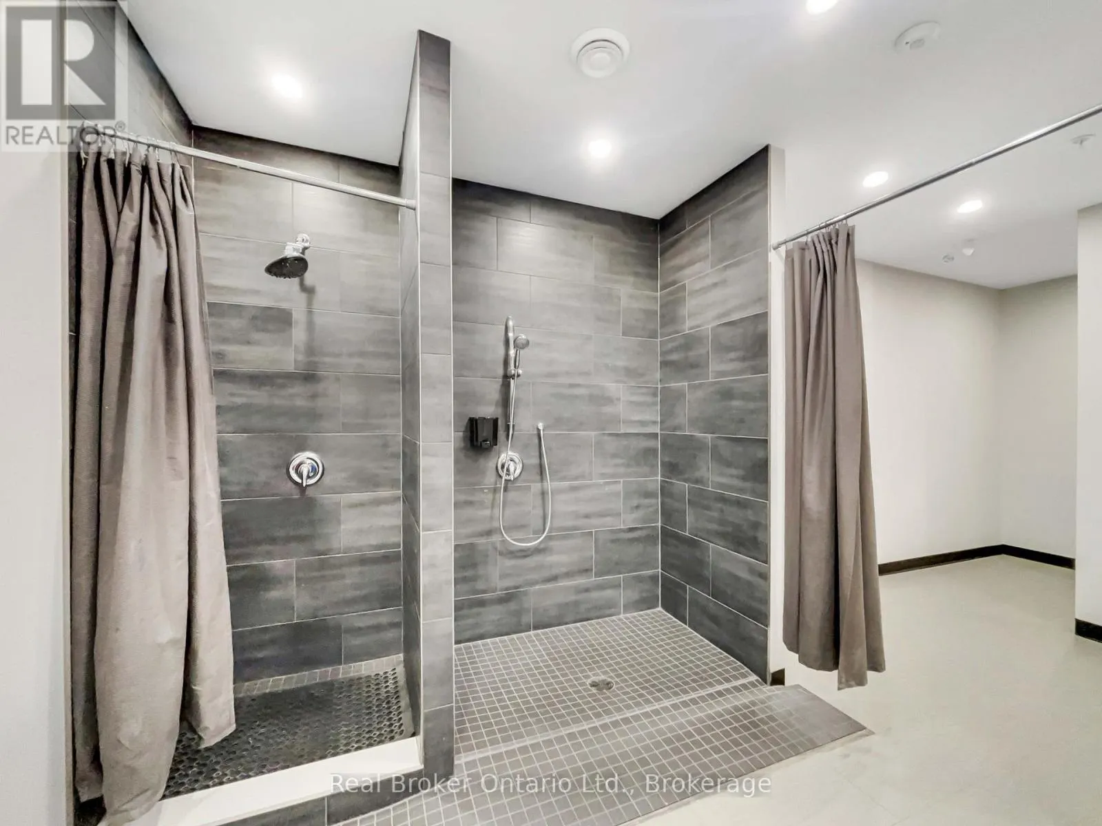205 - 195 HANLON CREEK BOULEVARD, #205