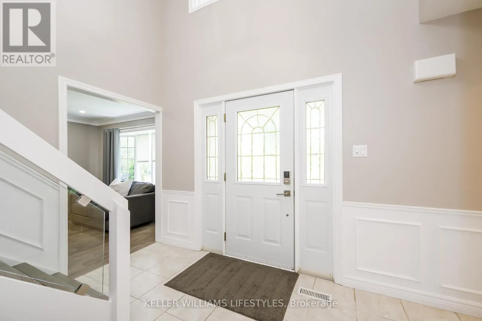 18 THUNDERBIRD CRESCENT