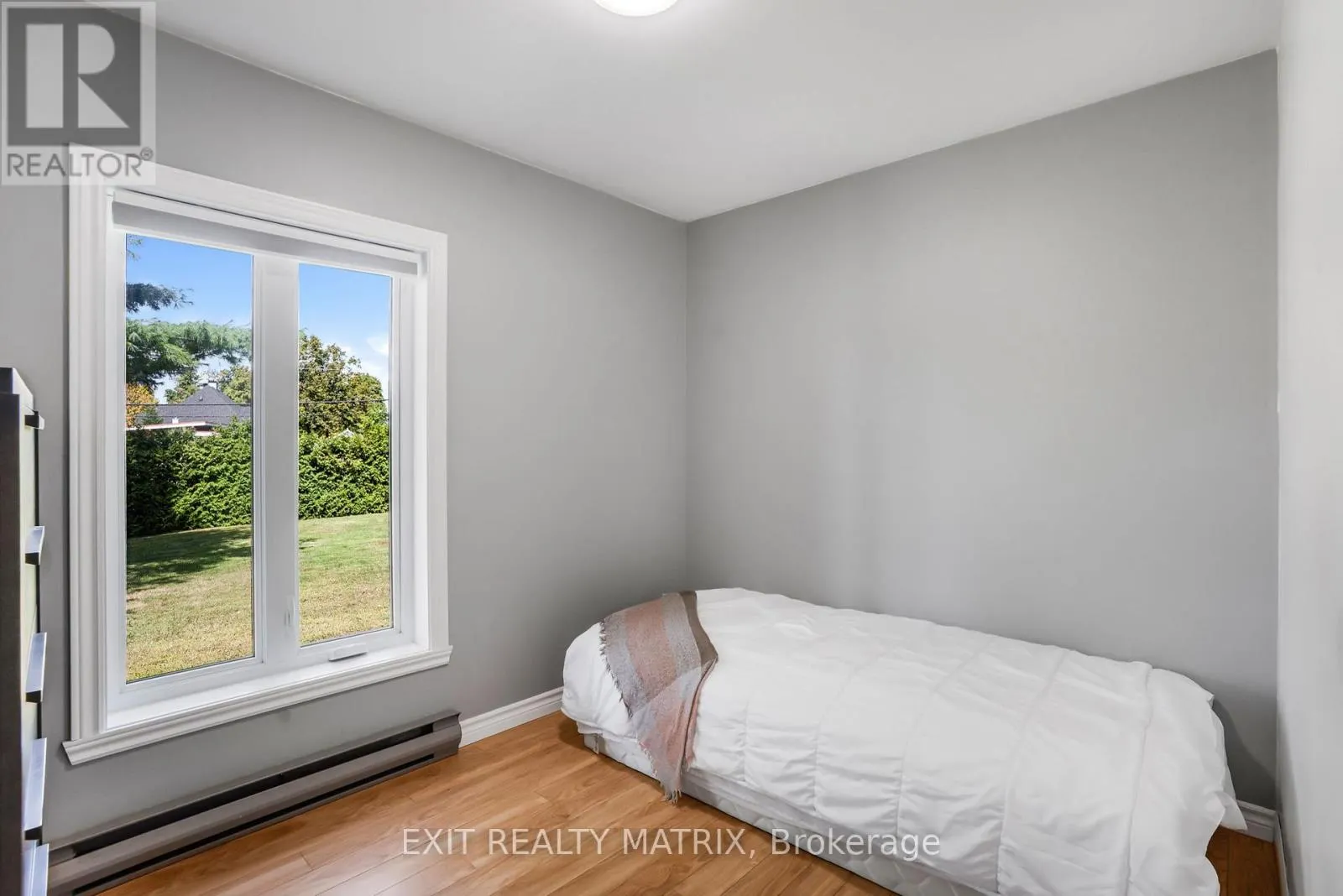 2896 FRONT ROAD