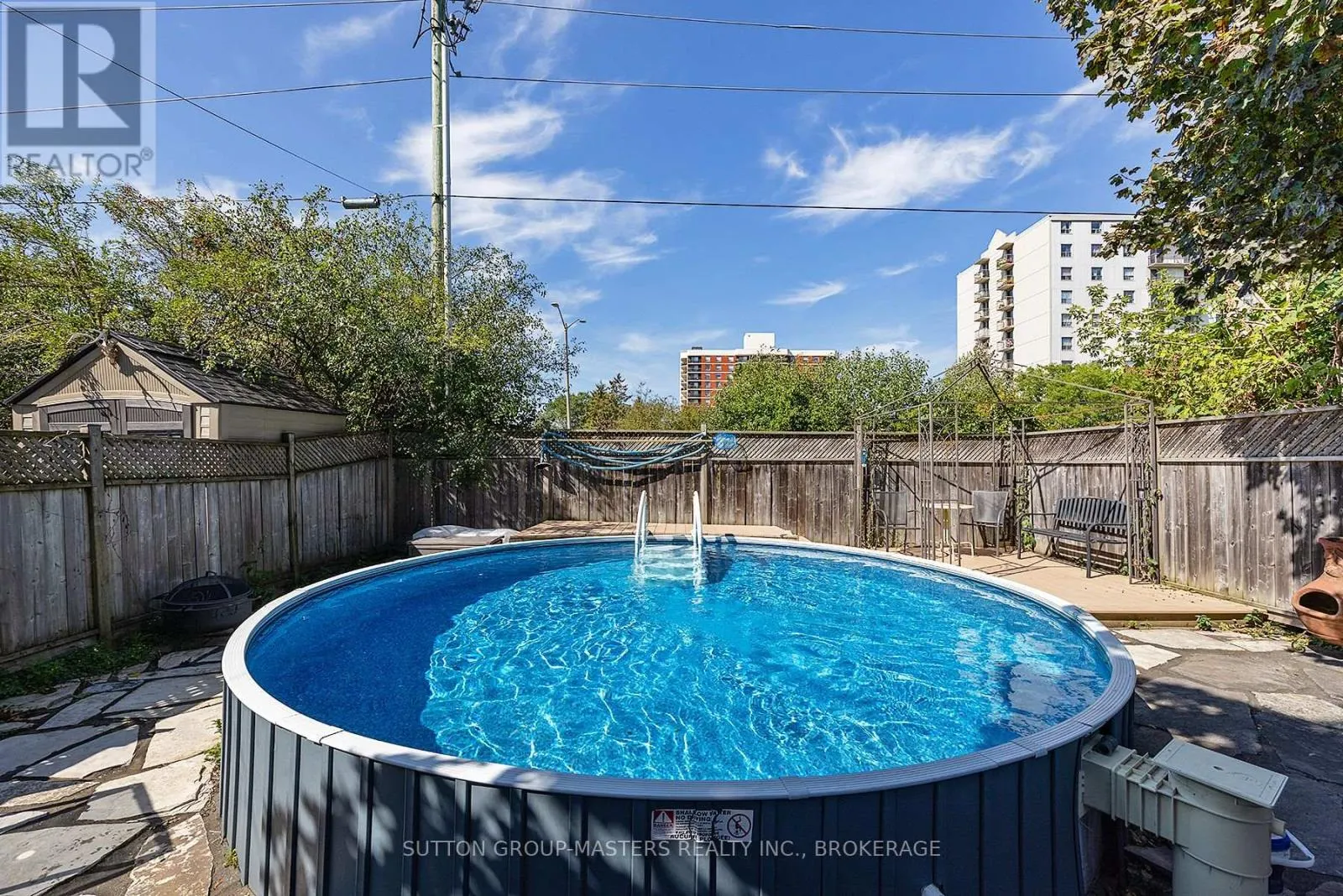 580 MACDONNELL STREET