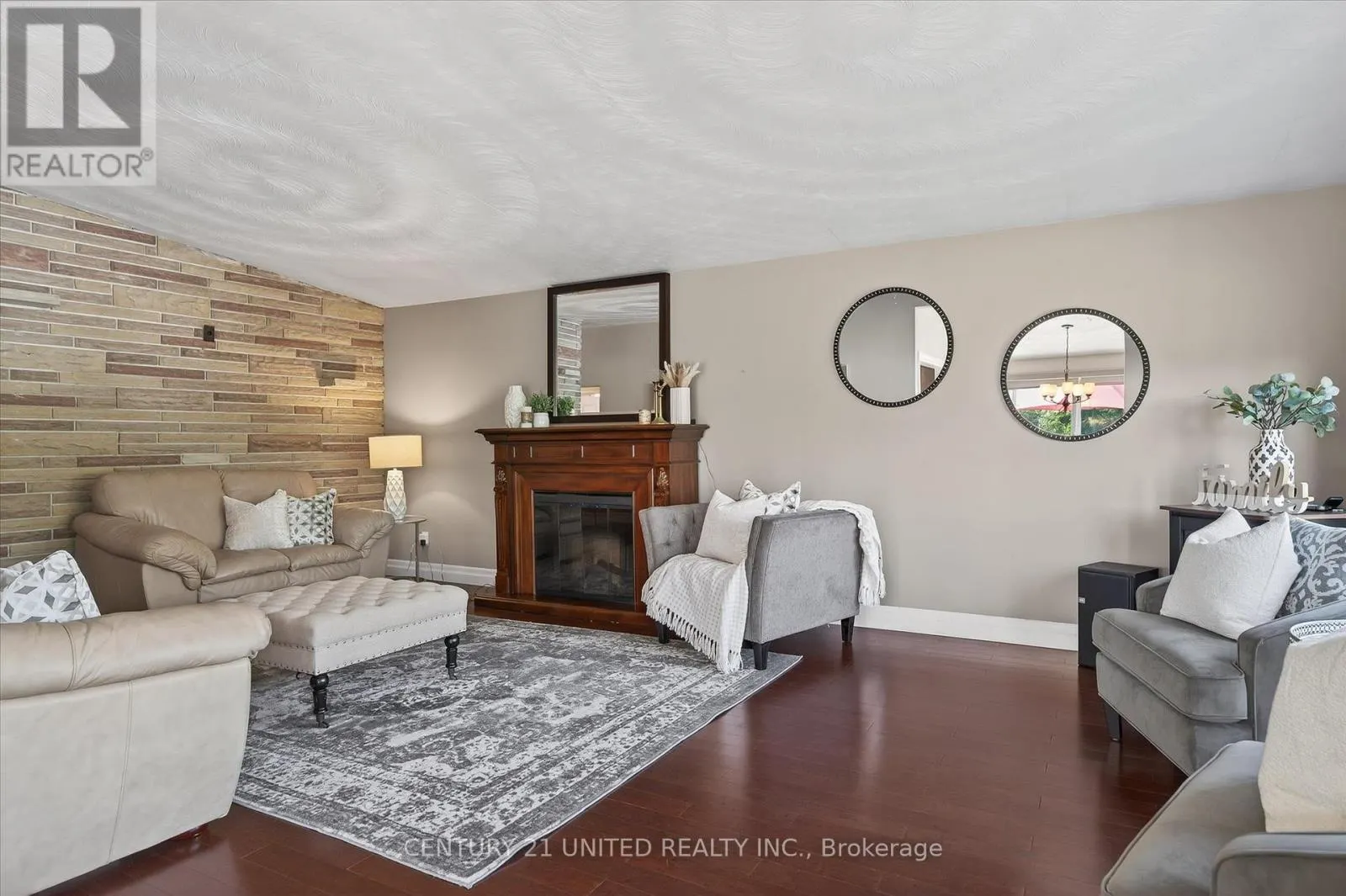 2524 SHERBROOKE STREET W