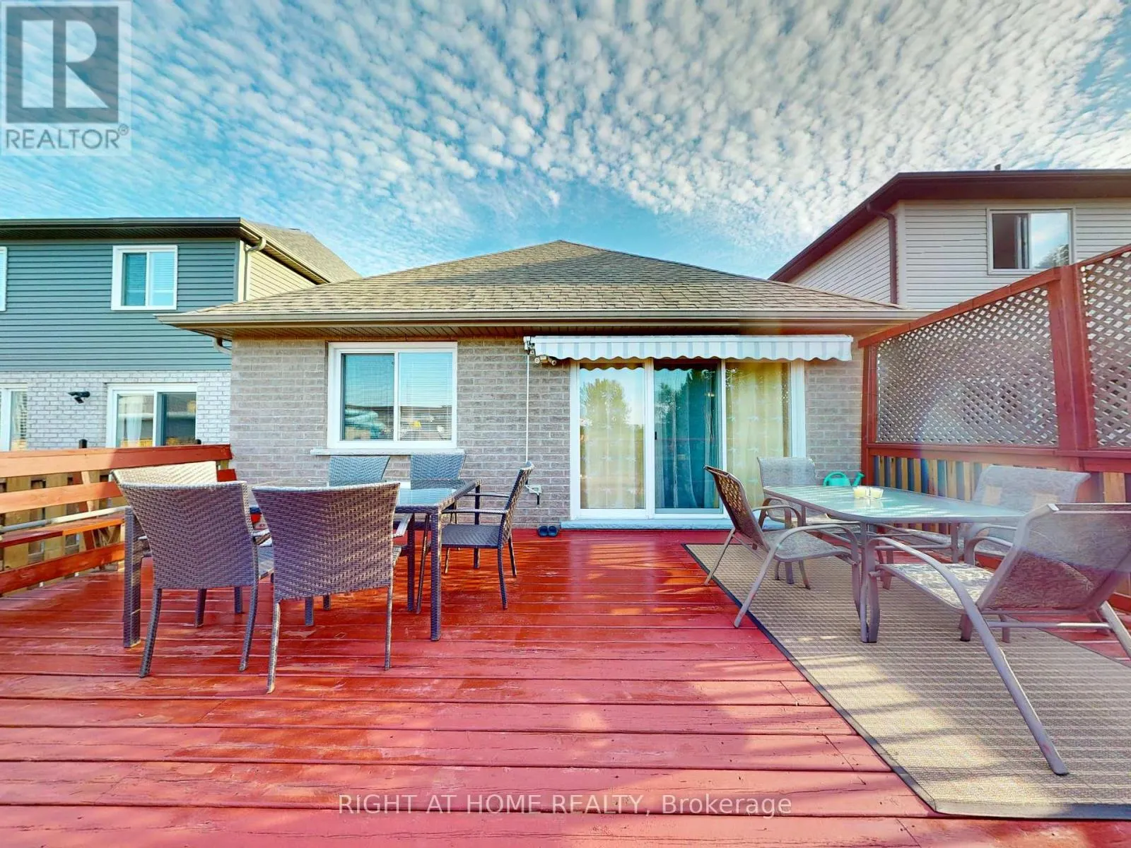 8583 JENNIFER CRESCENT