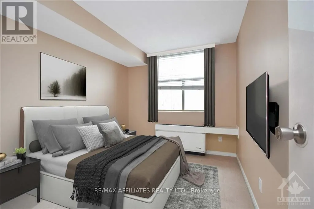 512 - 2760 CAROUSEL CRESCENT