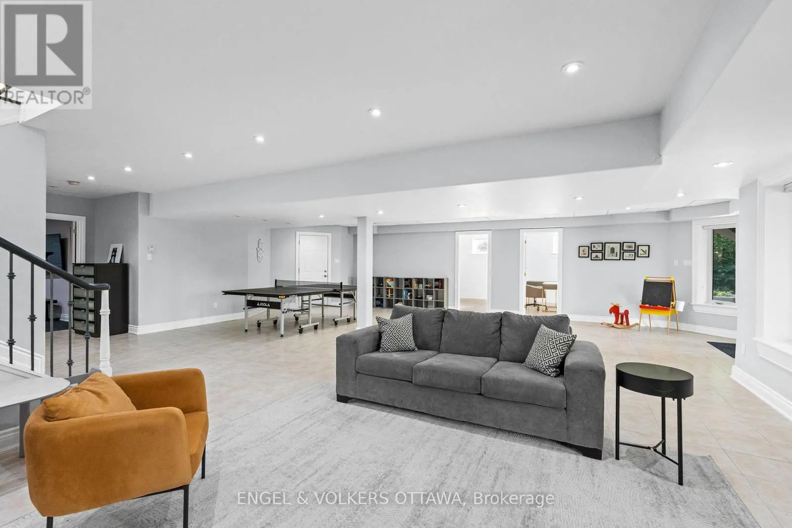 1028 RICK HANSEN CRESCENT