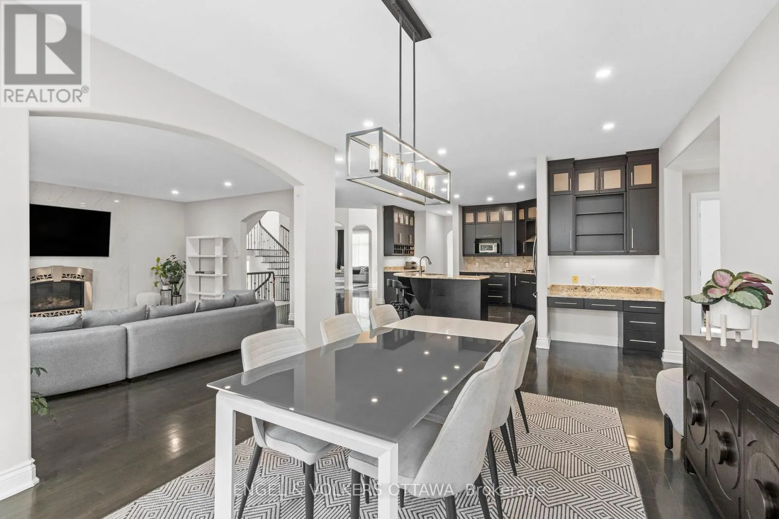 1028 RICK HANSEN CRESCENT