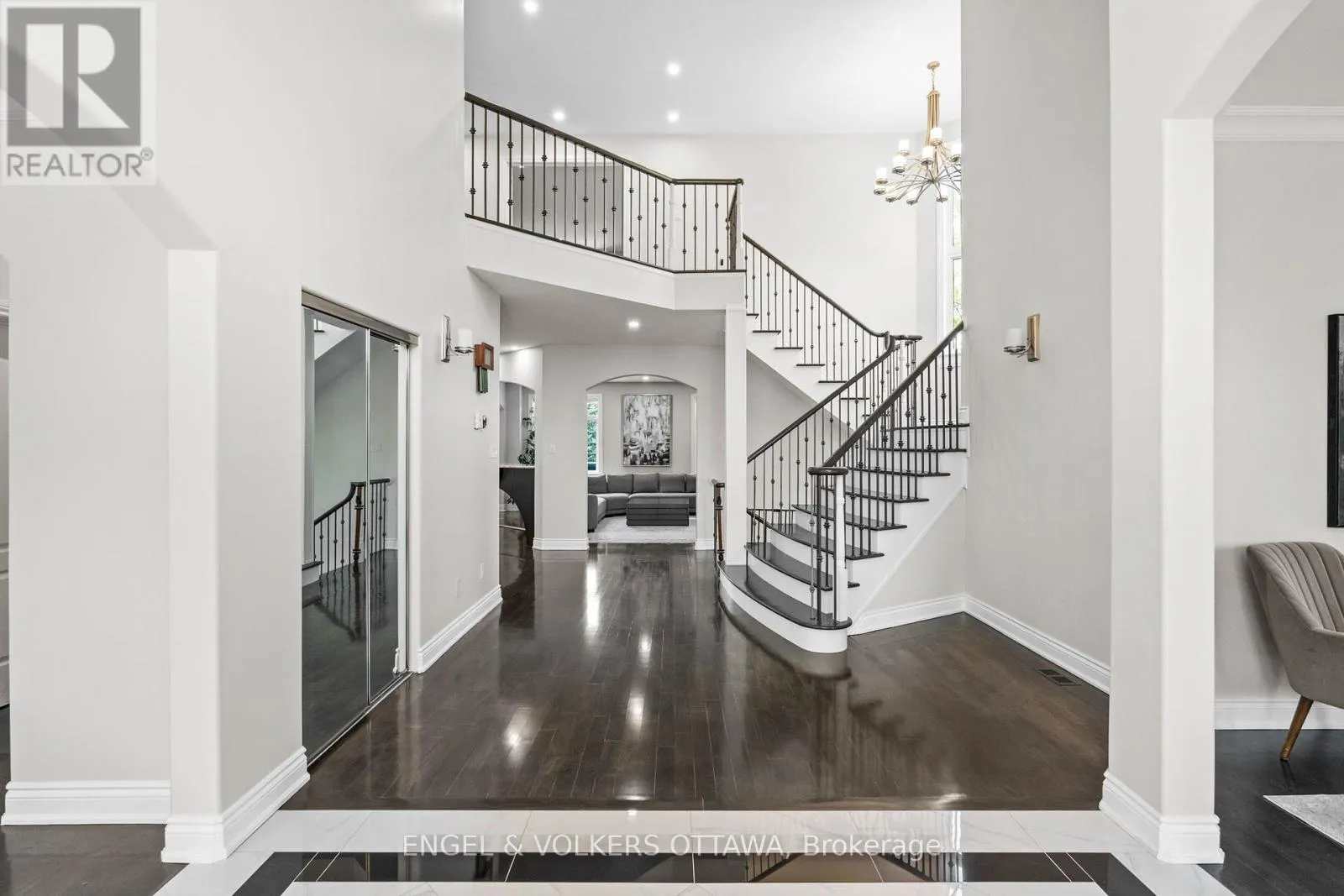 1028 RICK HANSEN CRESCENT