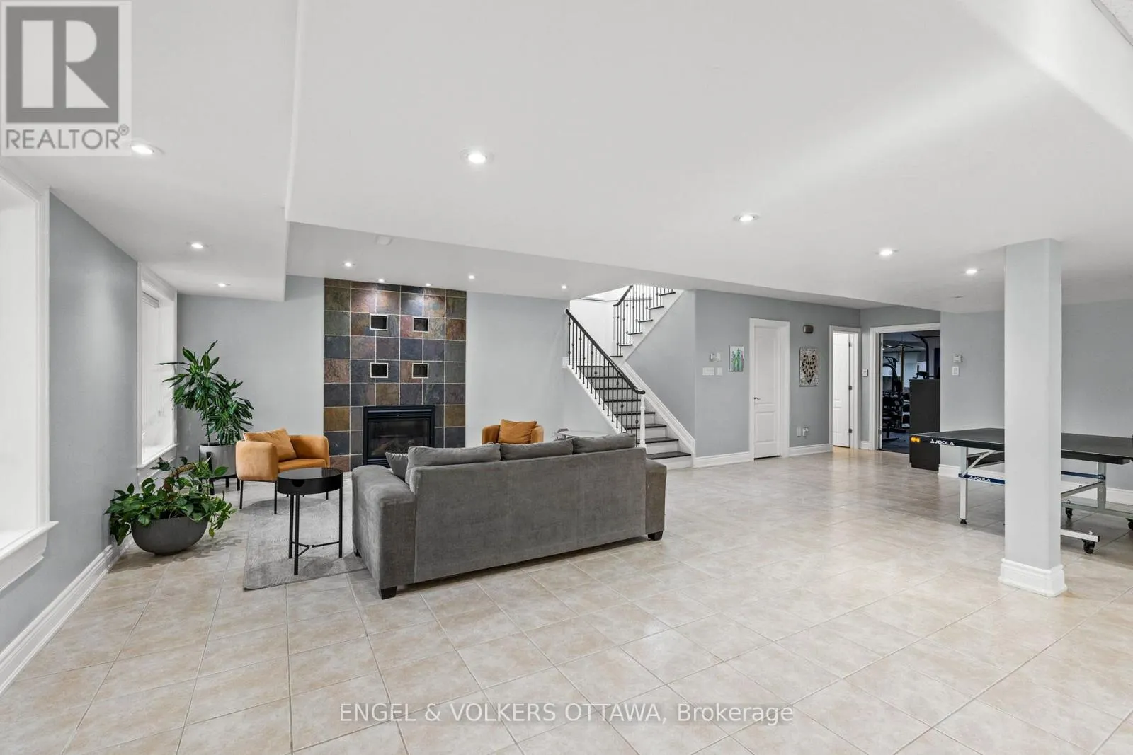 1028 RICK HANSEN CRESCENT