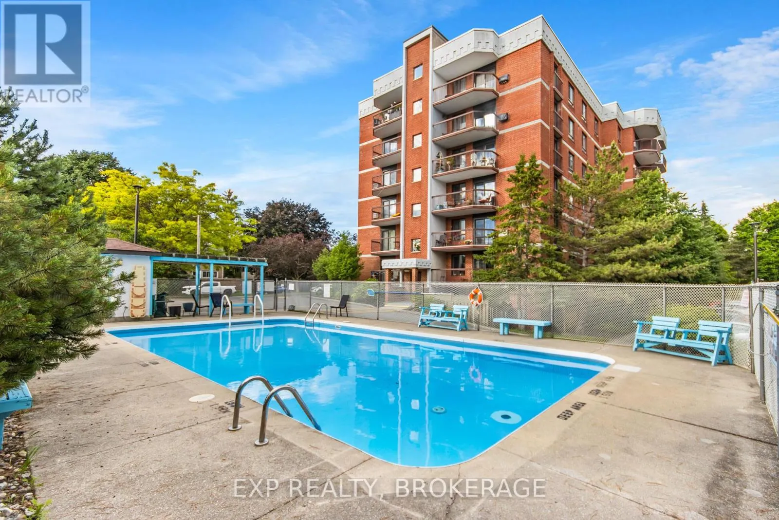 607 - 14 GREENVIEW DRIVE, #607