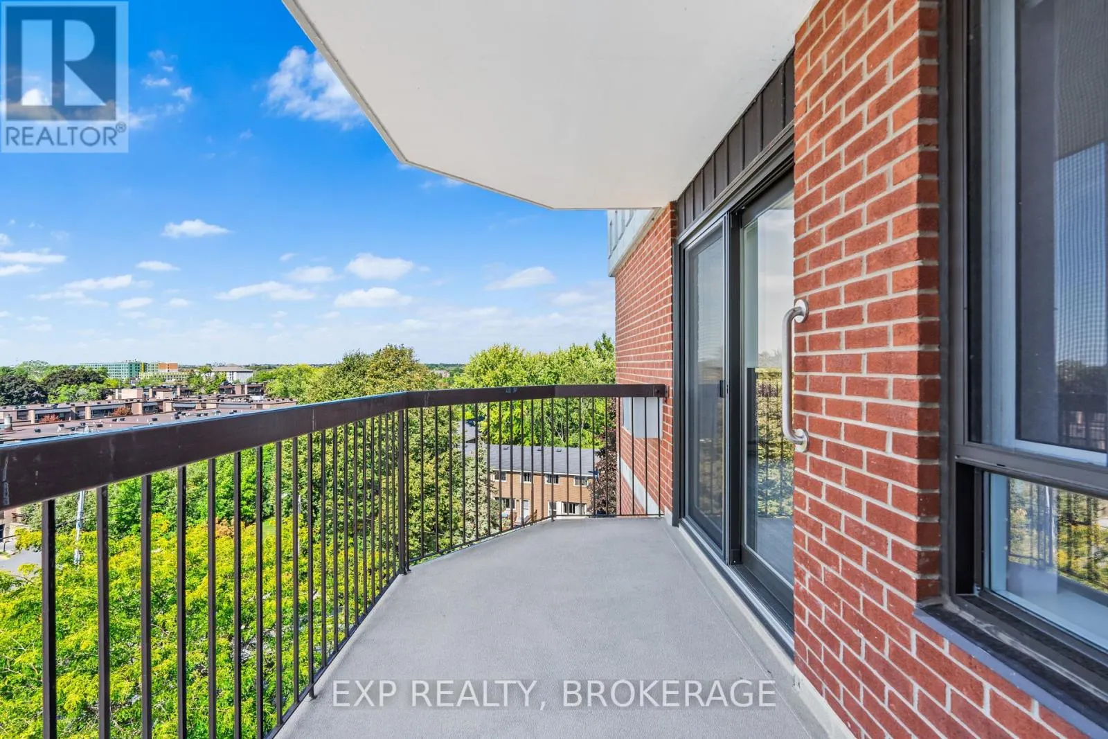 607 - 14 GREENVIEW DRIVE, #607