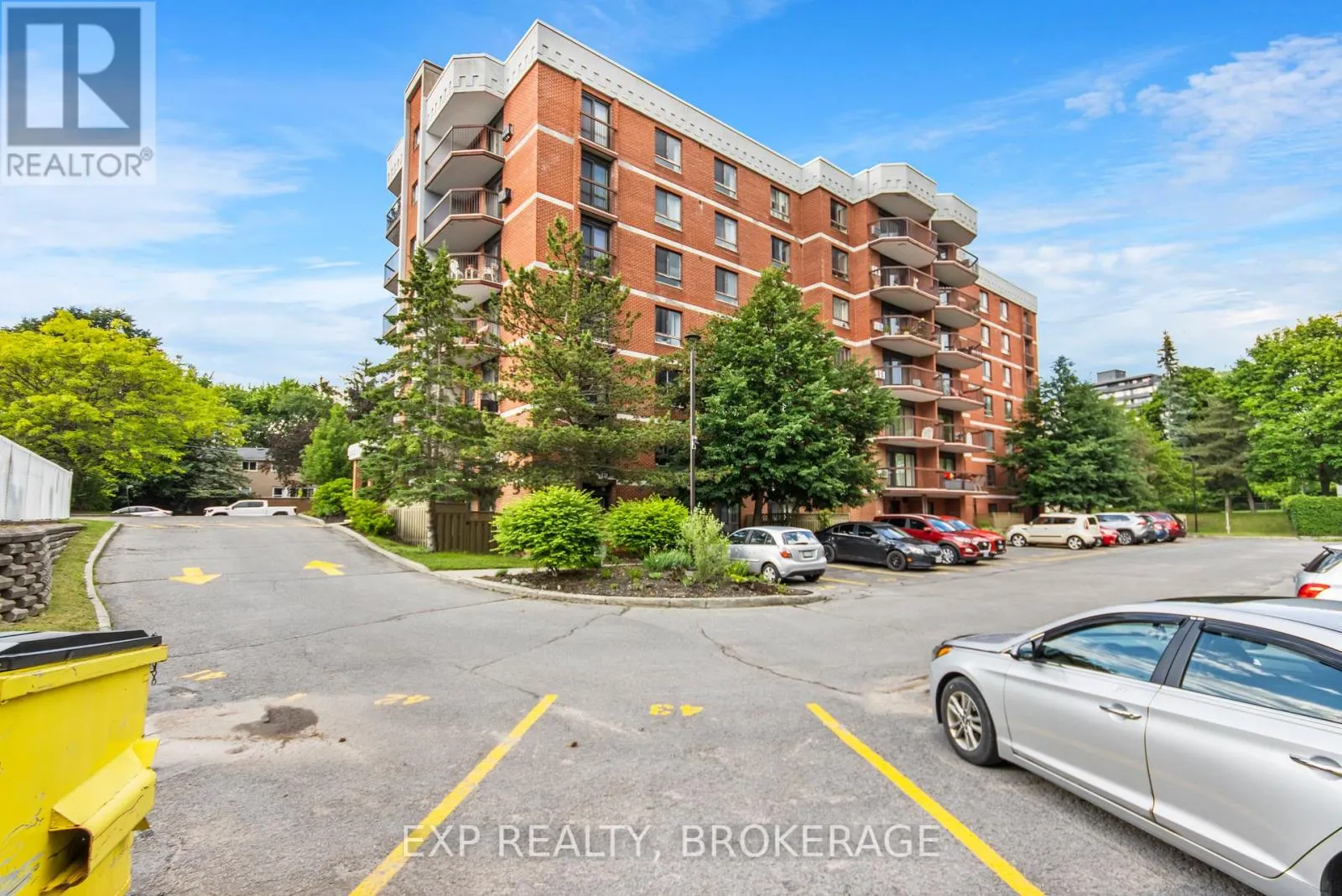 607 - 14 GREENVIEW DRIVE, #607