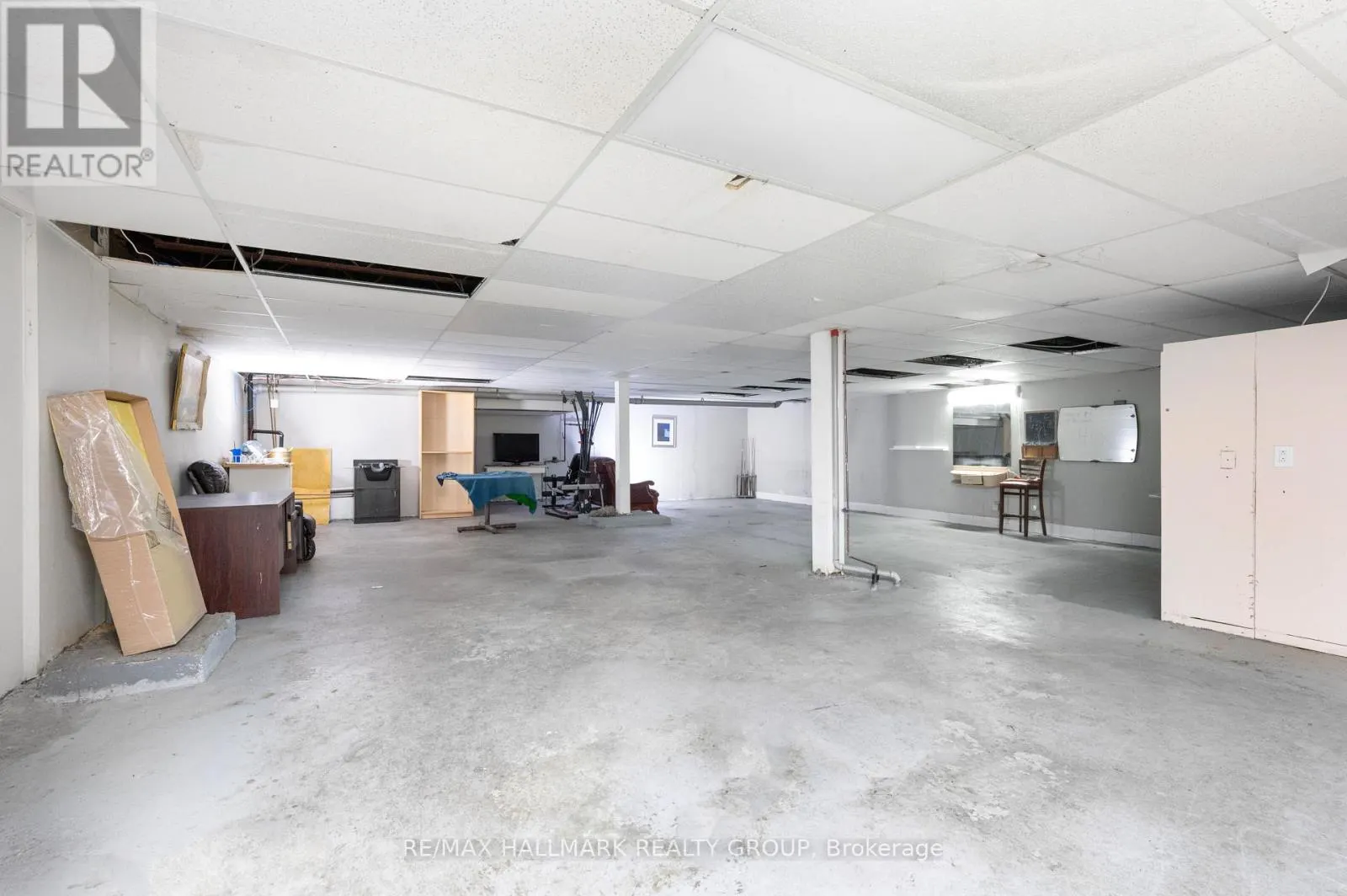 843-839 SOMERSET STREET W