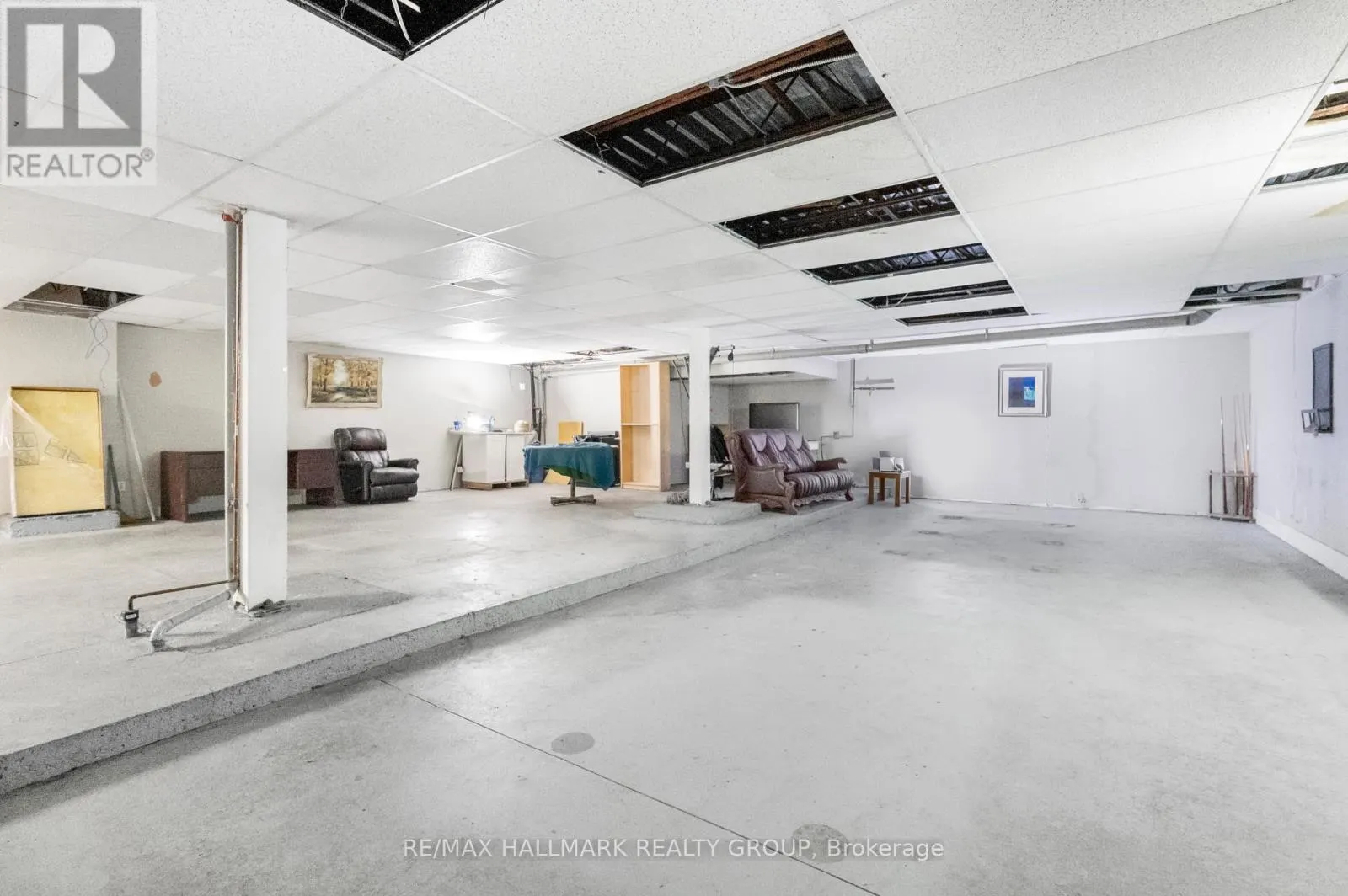 843-839 SOMERSET STREET W