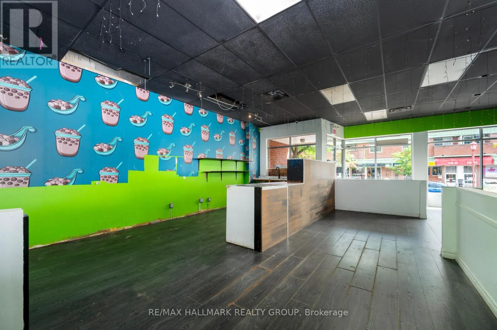 843-839 SOMERSET STREET W
