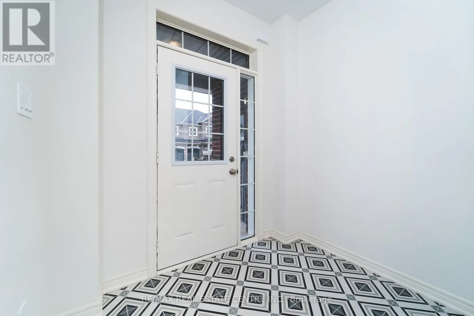 16 LIDSTONE STREET