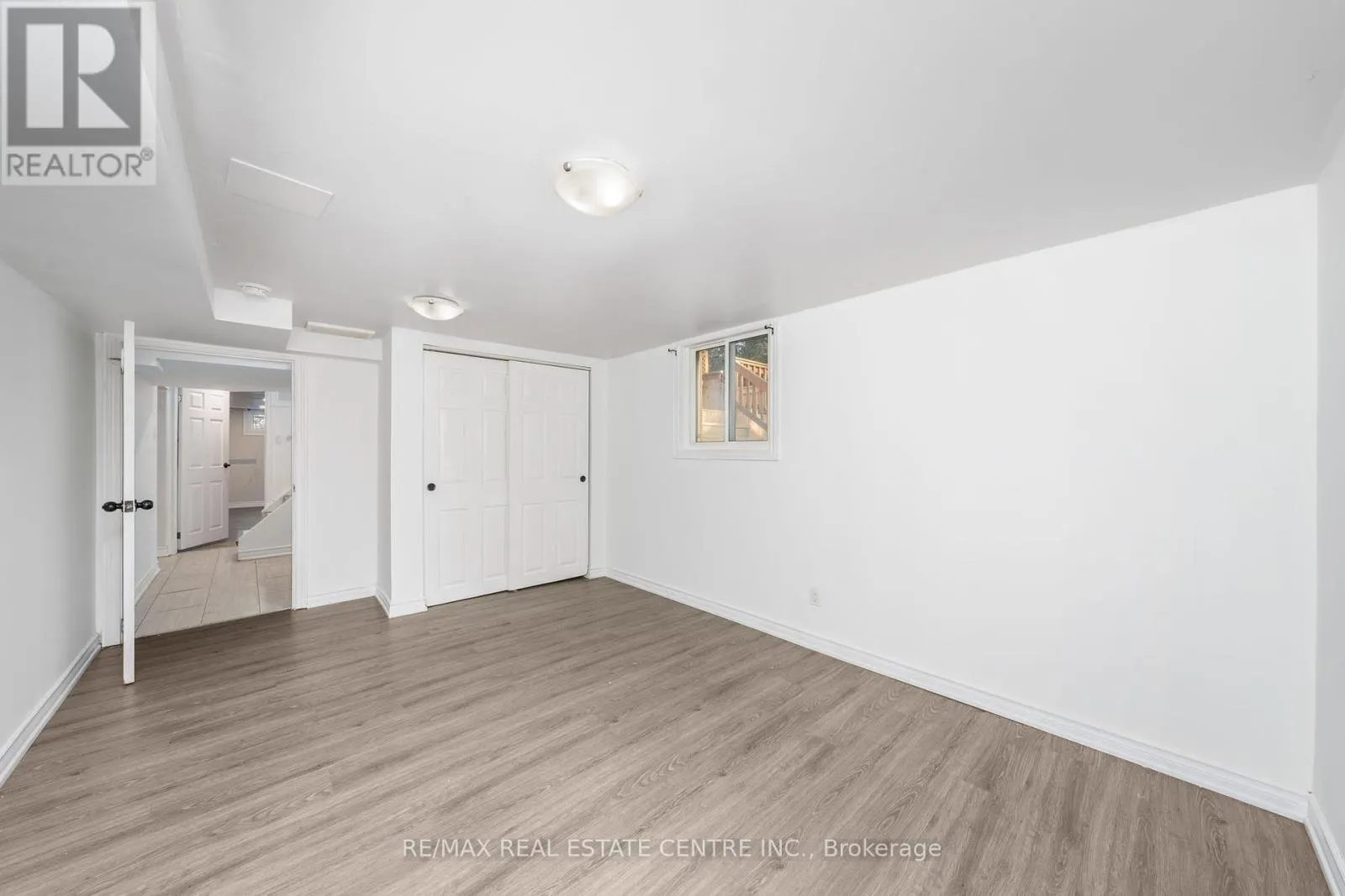601 HOLLYWOOD PLACE
