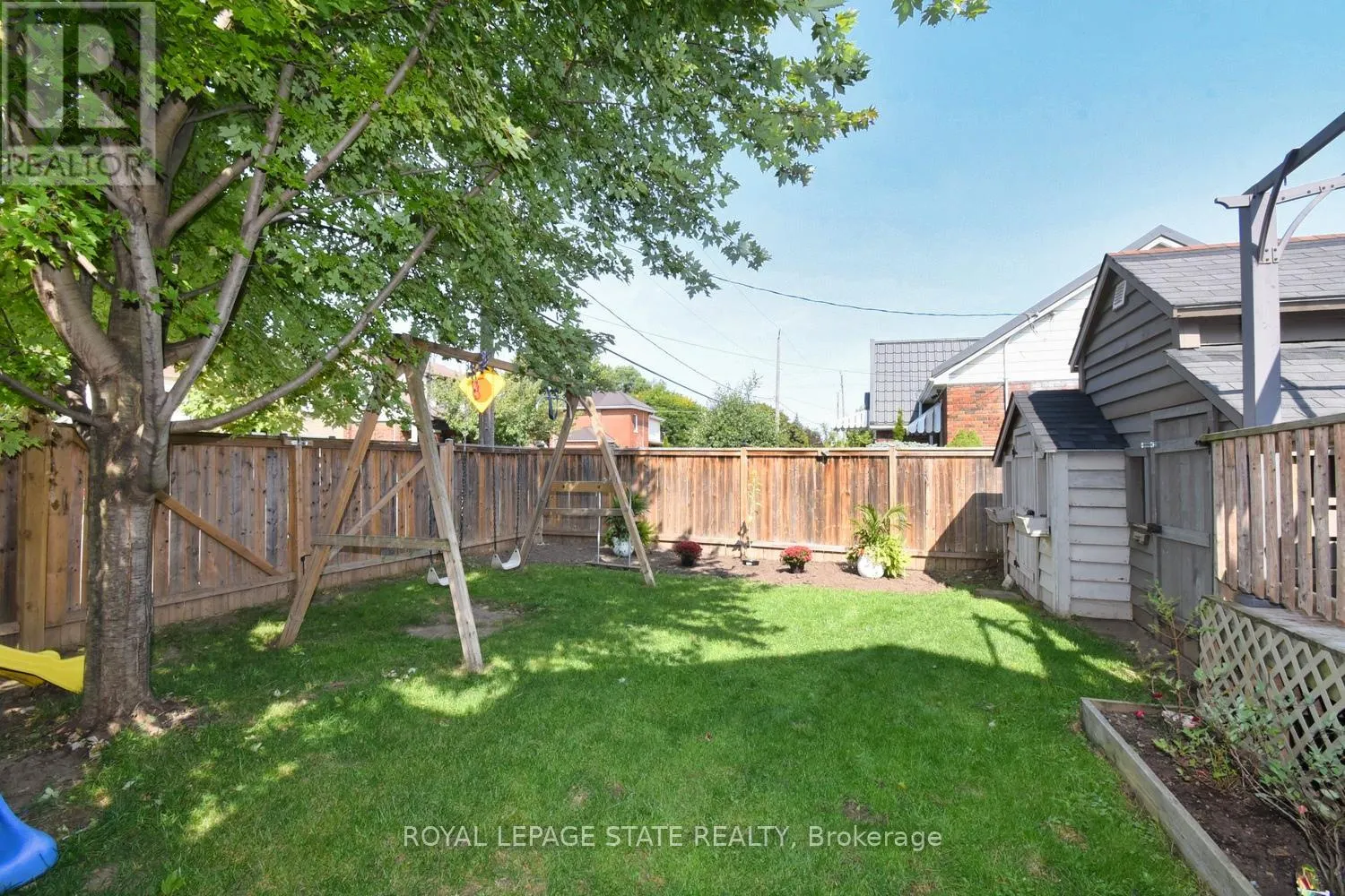 111 DRUMMOND STREET