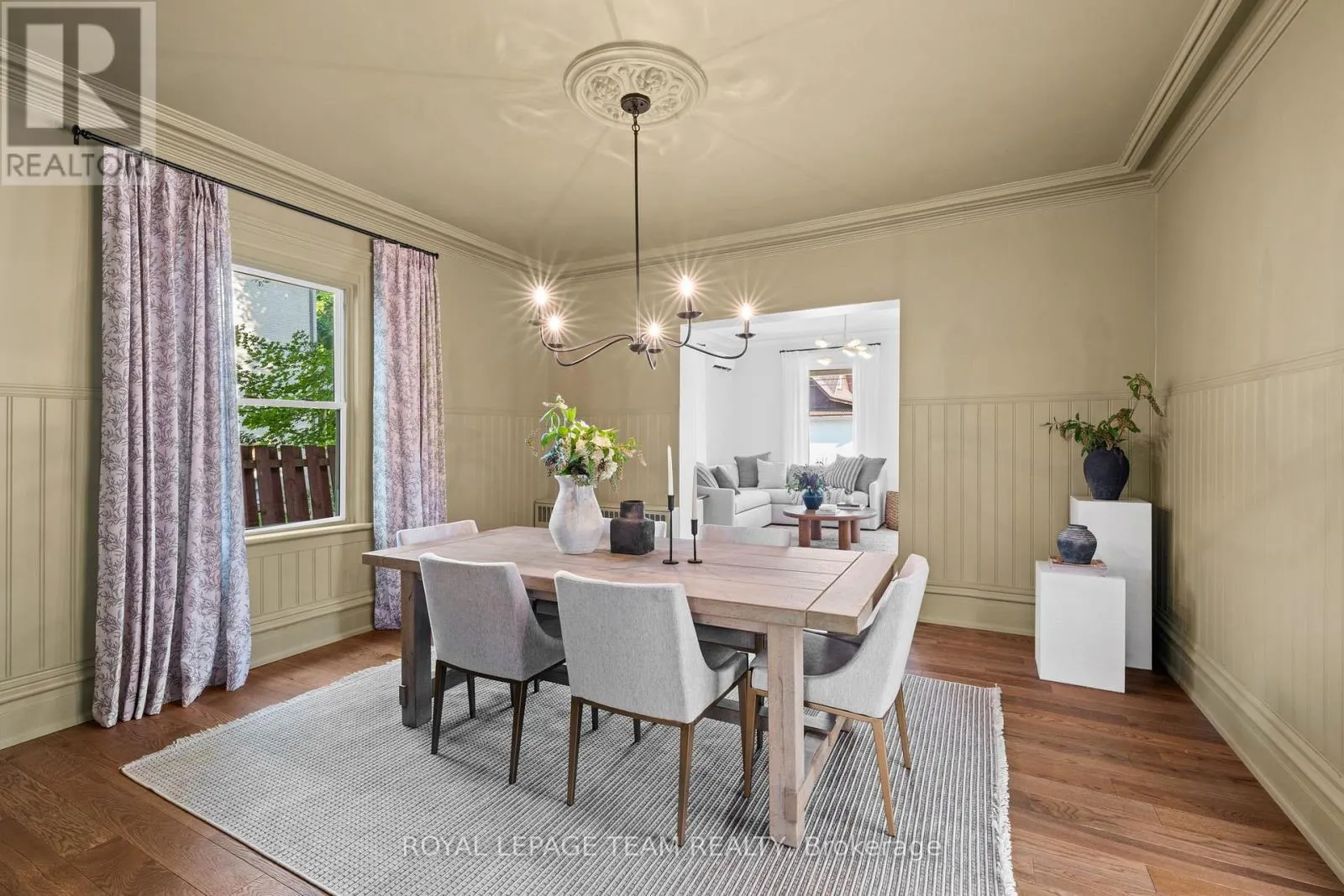 414 JAMES STREET W