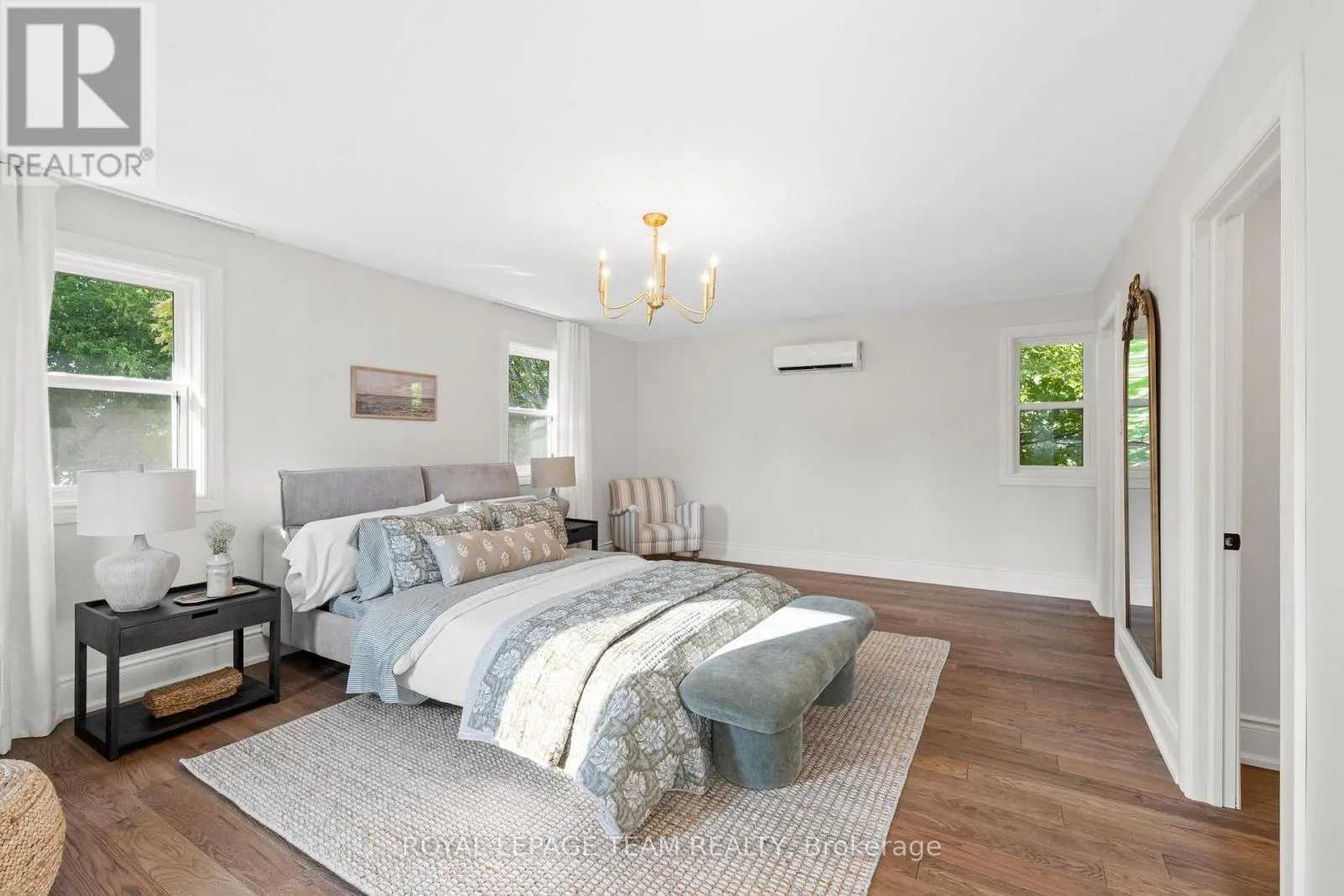 414 JAMES STREET W