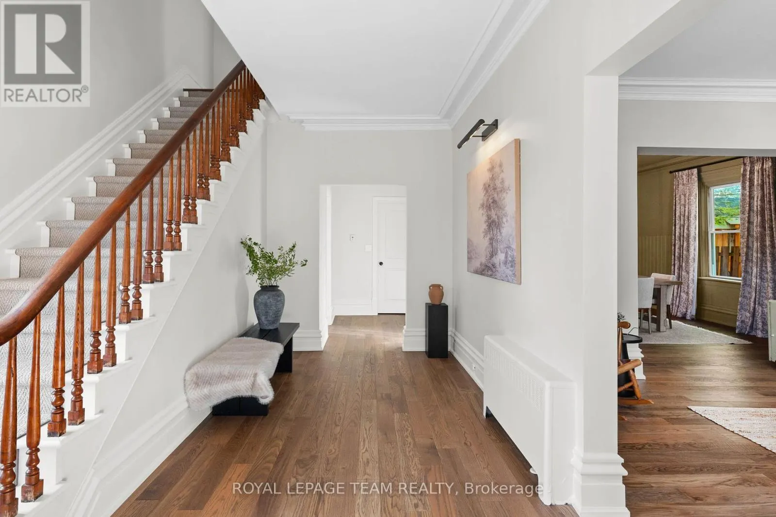 414 JAMES STREET W