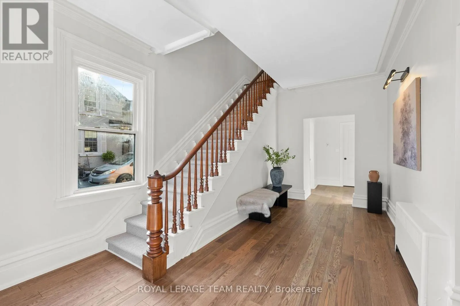414 JAMES STREET W