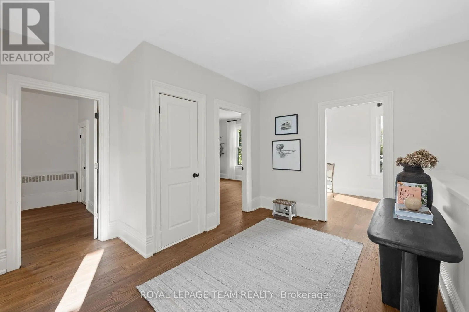 414 JAMES STREET W