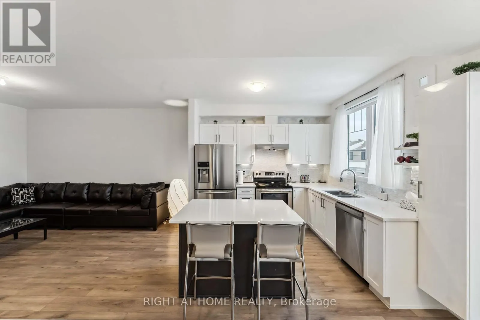 167 ATTWELL PRIVATE