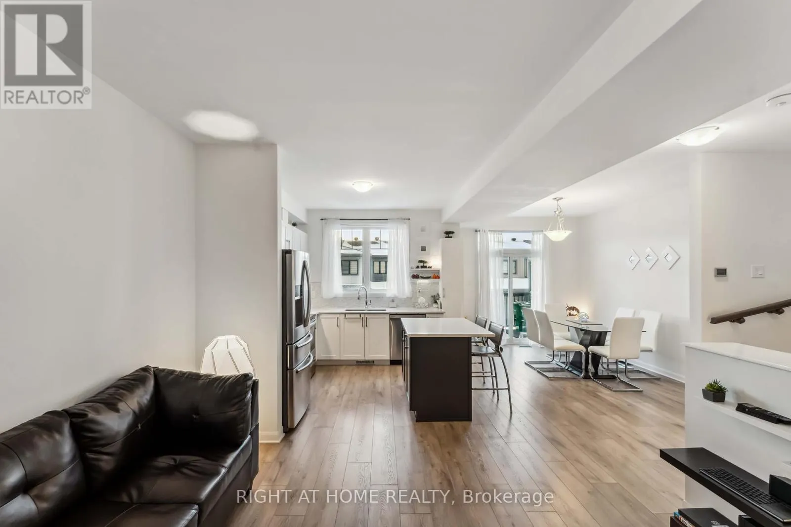 167 ATTWELL PRIVATE