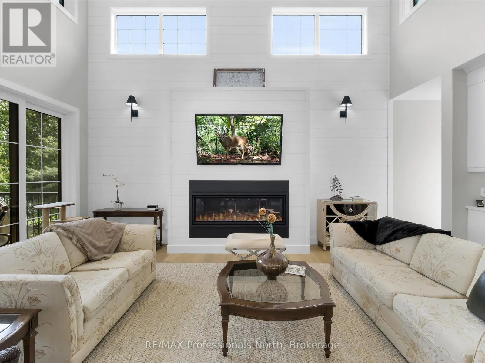 211 HOLDITCH STREET
