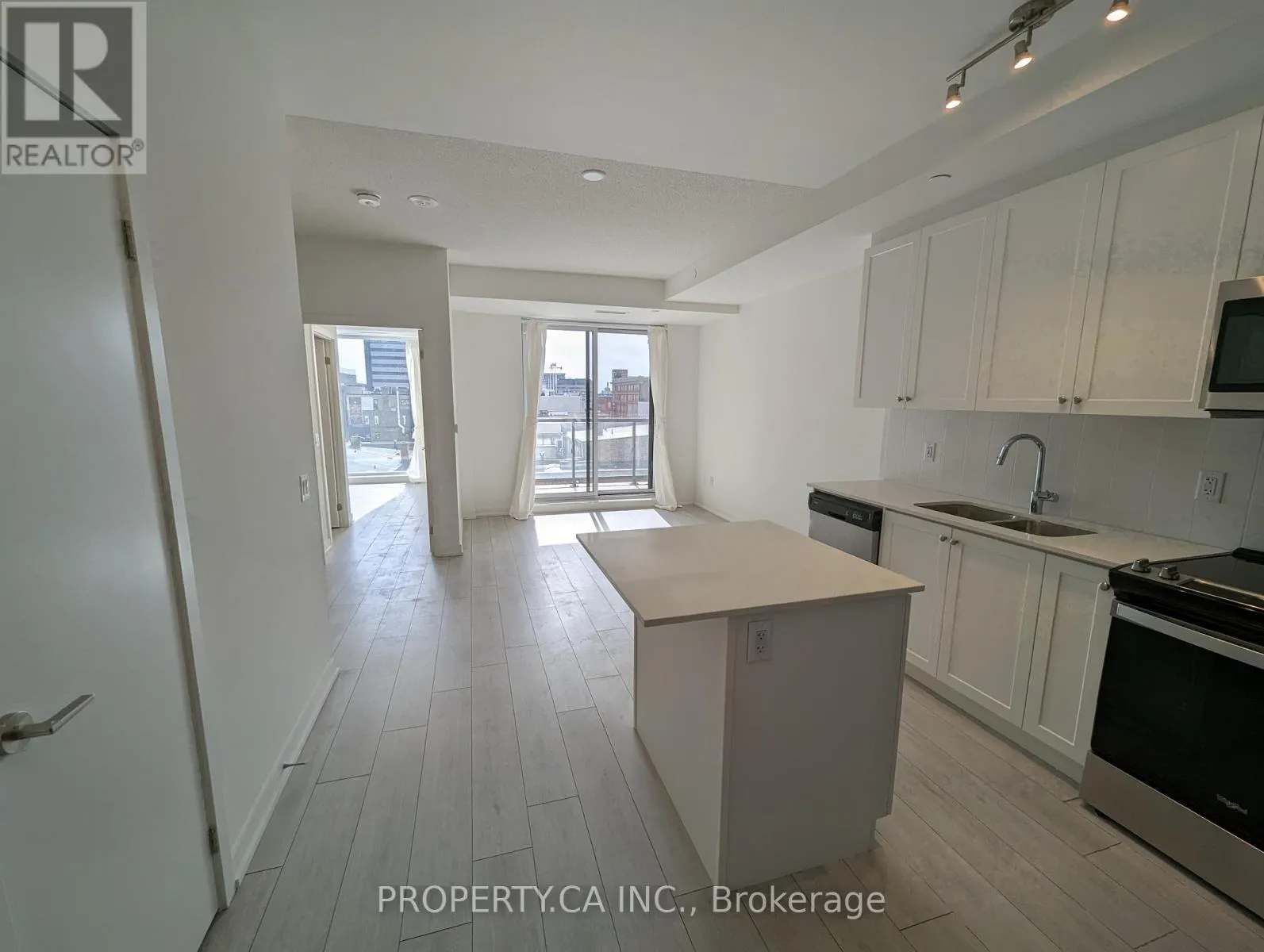 317 - 55 DUKE STREET W STREET