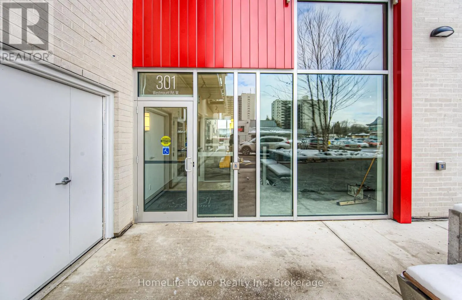 103 - 301 WESTMOUNT ROAD, #103