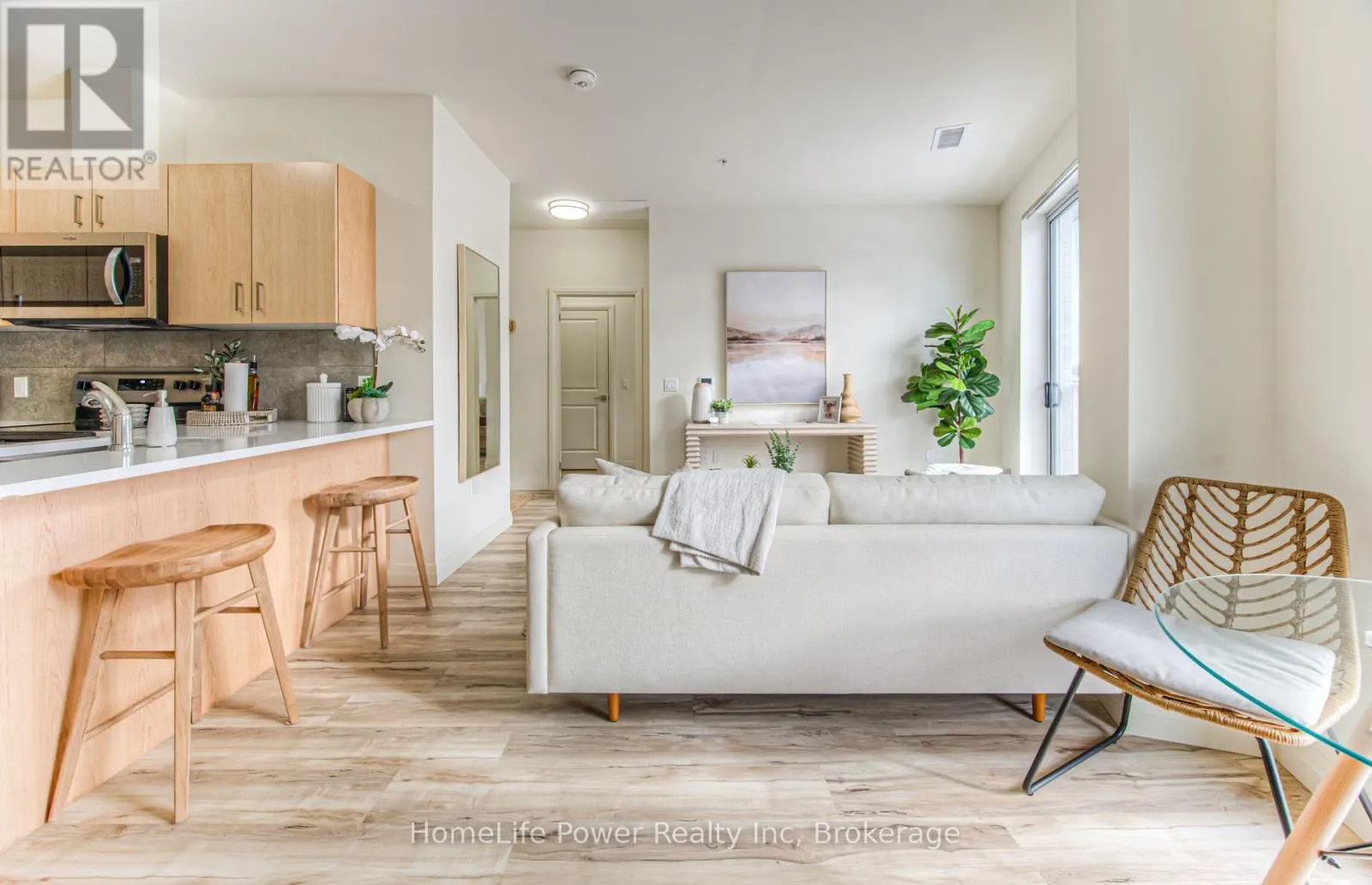 G4 - 301 WESTMOUNT ROAD, #G4