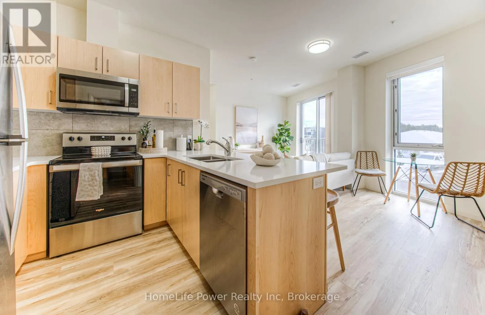 205 - 301 WESTMOUNT ROAD, #205