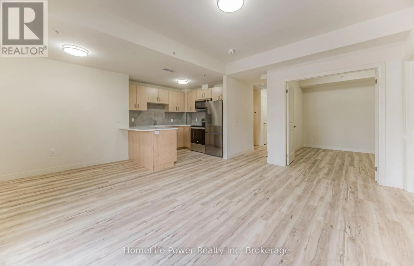 205 - 301 WESTMOUNT ROAD, #205